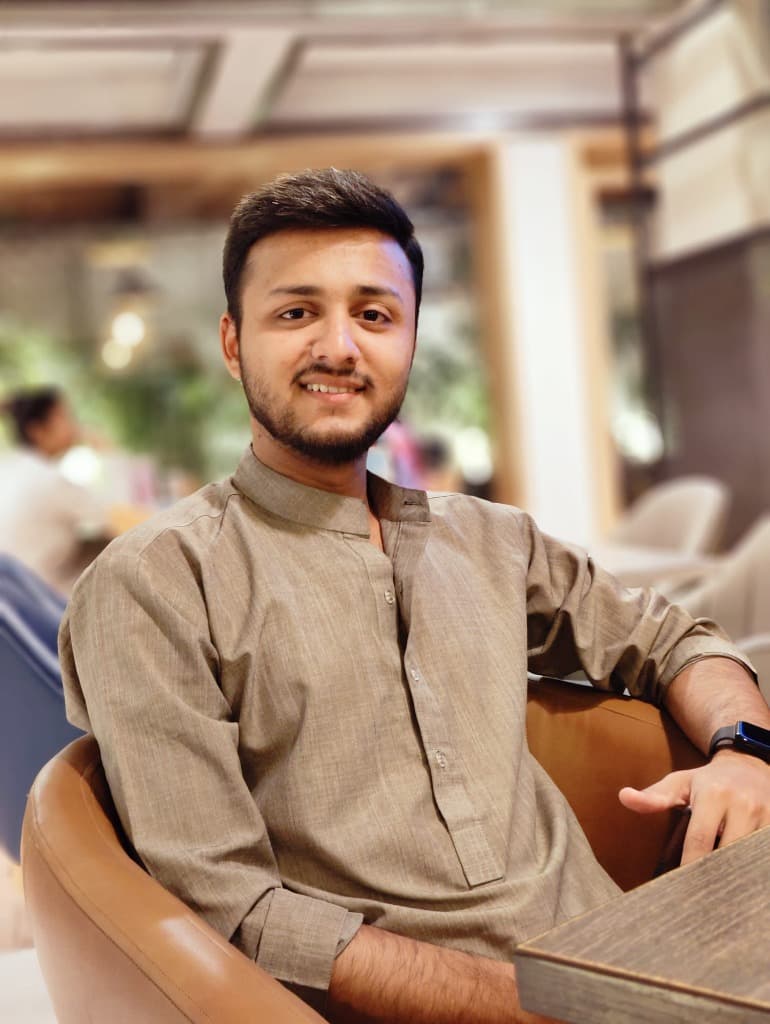 Syed Muhammad Saif in strategic consultation